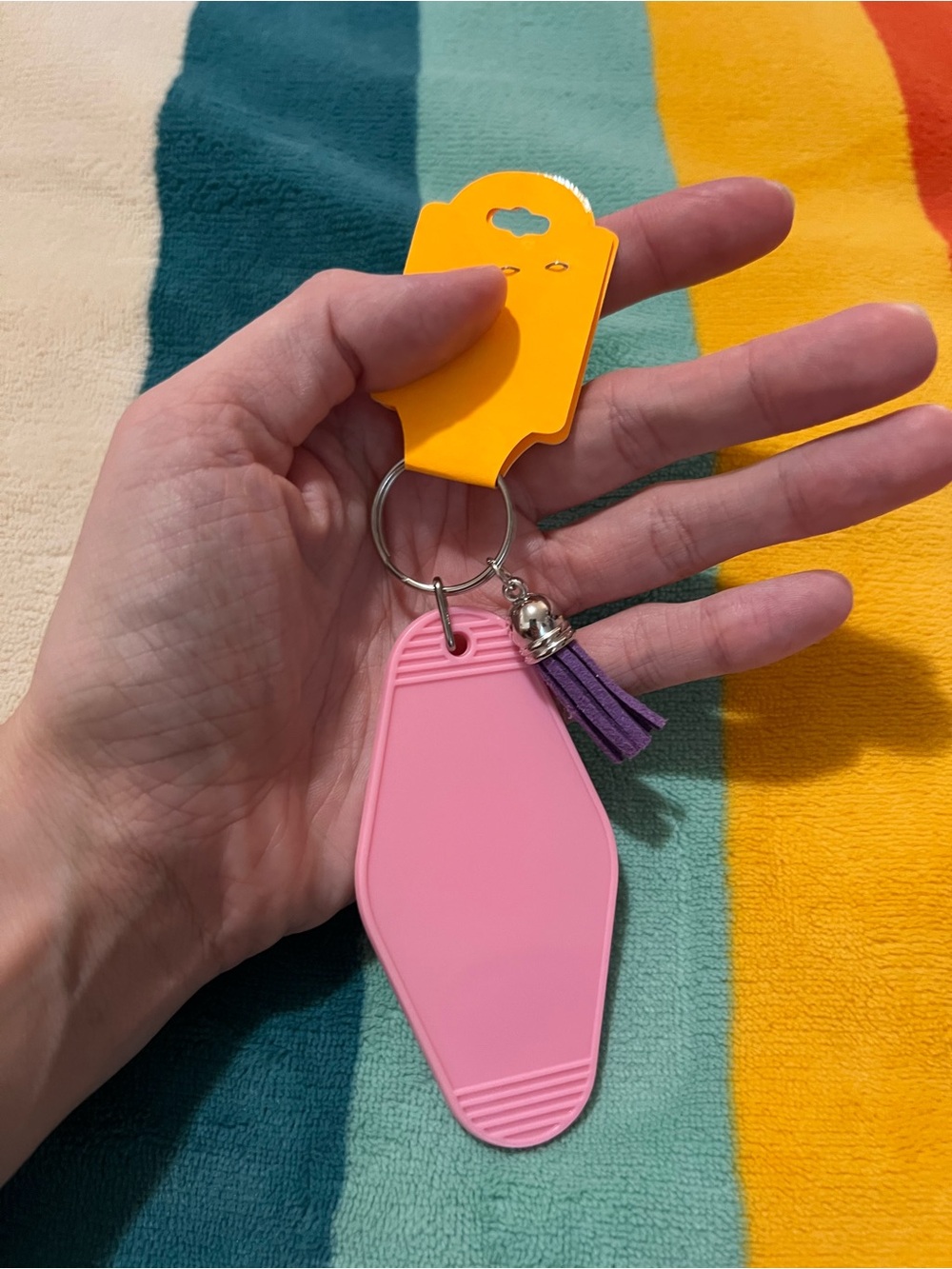 Skull Keychain ๐ - Picture 3 of 3